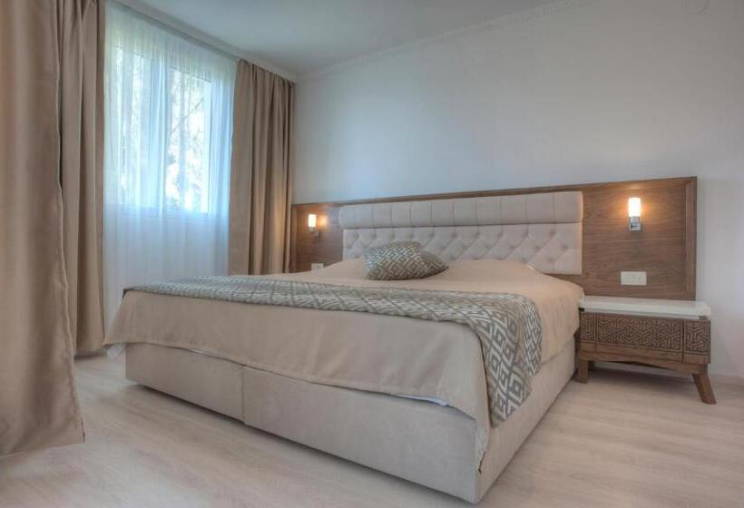 سوییت, Adrović