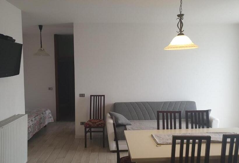 带2个卧室的公寓, Agritur Michelotti Giancarlo