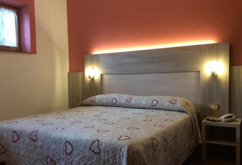 Номер Стандарт Трехместный, Albergo Ristorante Scanapà