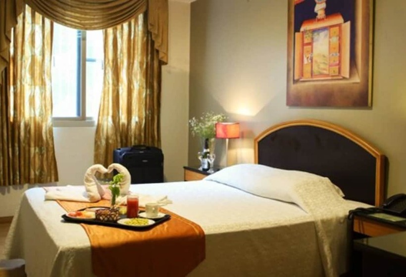 חדר סופריור, Gh Alexander