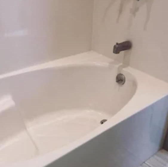 חדר סופריור, Gh Alexander