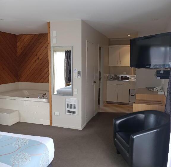 带大床的标准工作室, Asure Macy's Motor Inn