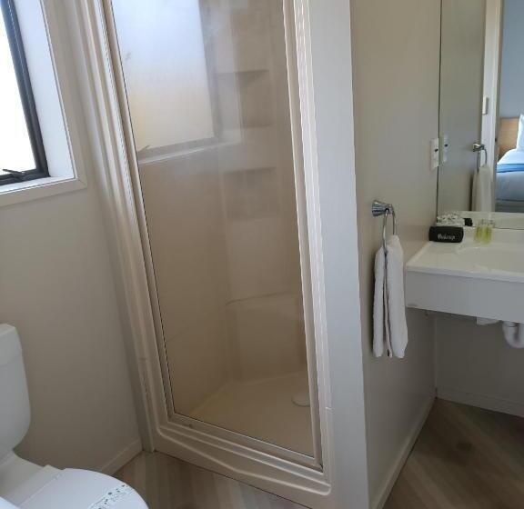 家庭套房, Asure Macy's Motor Inn