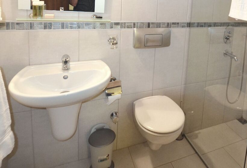 חדר סטנדרט, Cachet Adults Only