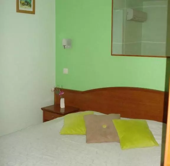 スタンダードルーム, Chambres D Hôtes La Chaumière