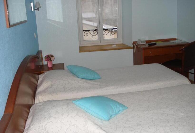 Номер Стандарт, Chambres D Hôtes La Chaumière