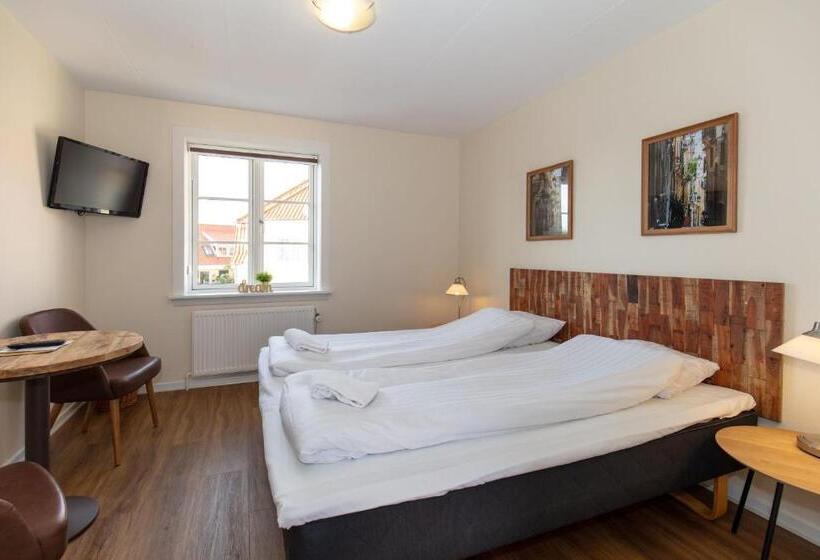 Номер Стандарт, Foldens