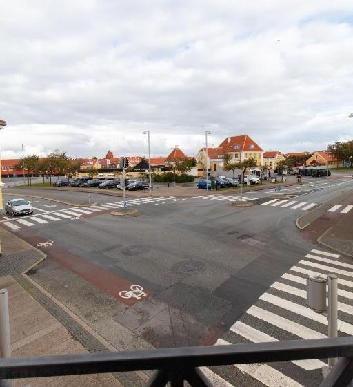 Номер Superior, Foldens