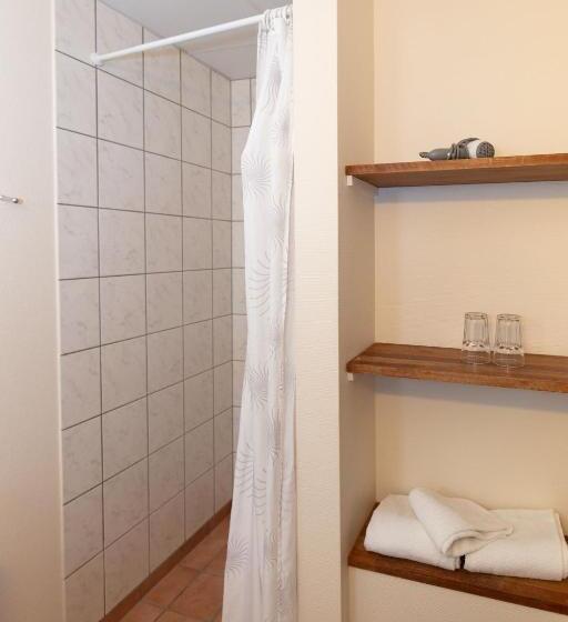 Номер Superior, Foldens