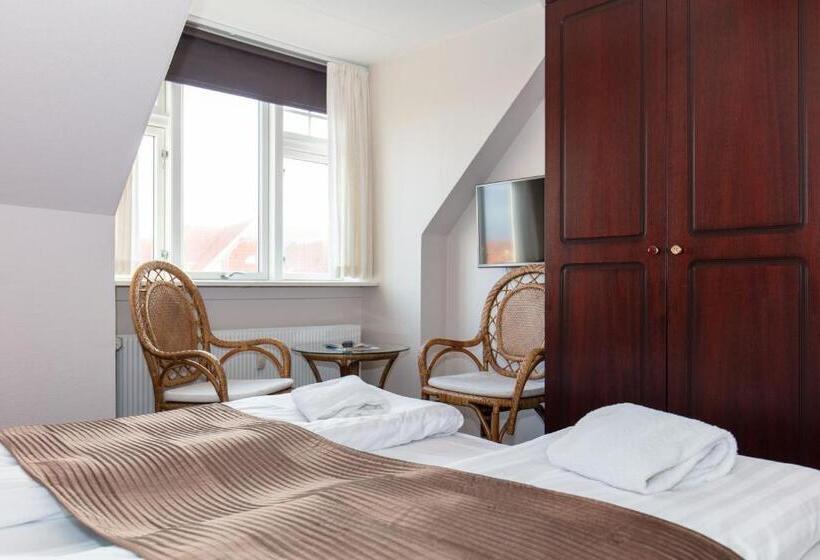 Номер Basic, Foldens