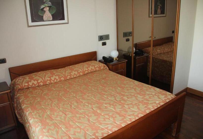 غرفة إقتصادية, Il Timone