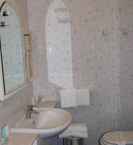 غرفة إقتصادية, Il Timone