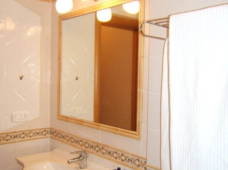 شقة غرفة نوم واحدة مزودة بشُرفة, Il Timone