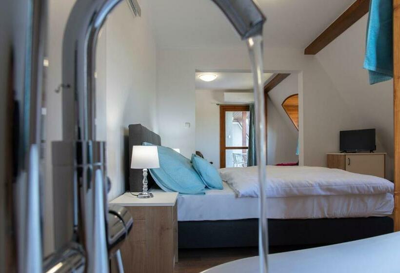 豪华工作室, Kis Helikon Villa