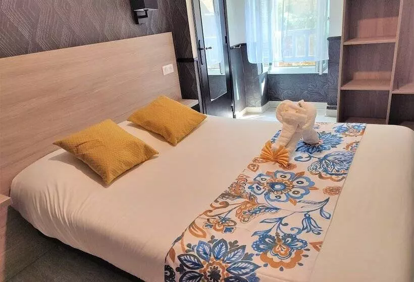スタンダードルーム, Logis Hôtel Pontet Hostellerie Maleville