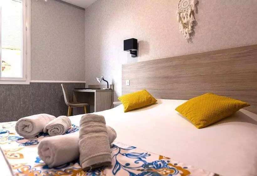 スタンダードルーム, Logis Hôtel Pontet Hostellerie Maleville