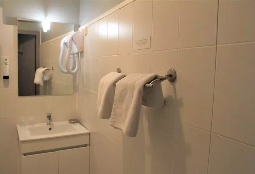 スタンダードルーム, Logis Hôtel Pontet Hostellerie Maleville