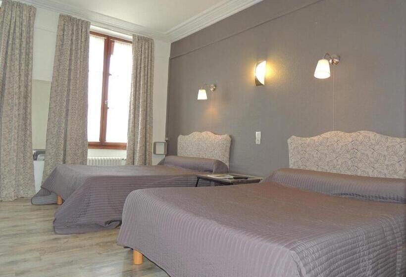 Семейный Номер, Logis Hôtel & Restaurant Le Montligeon