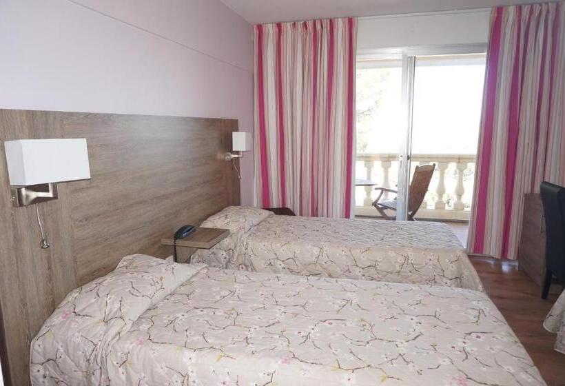Номер Стандарт, Logis Hotel Le Col De L Ange