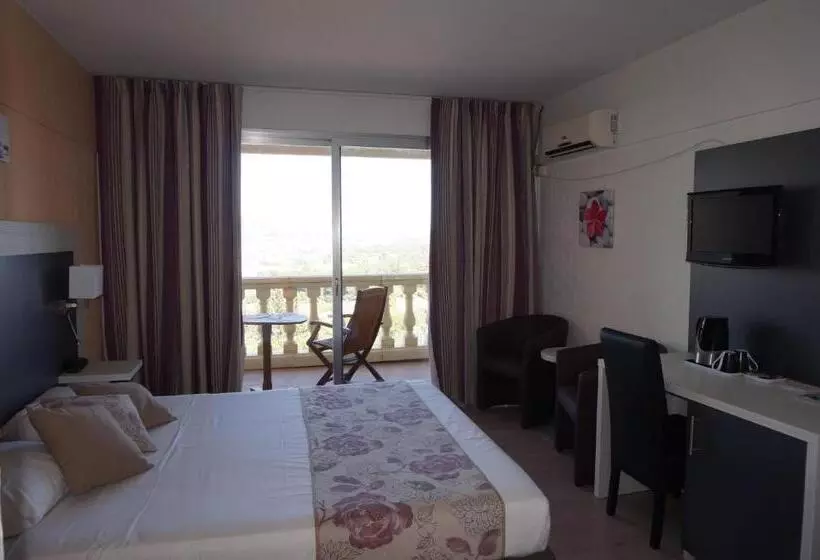 スーペリアールーム, Logis Hotel Le Col De L Ange