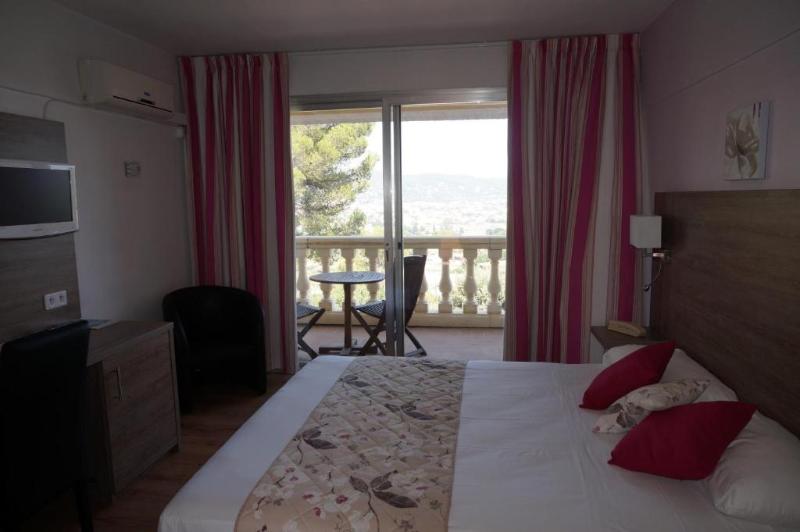 Номер Стандарт, Logis Hotel Le Col De L Ange