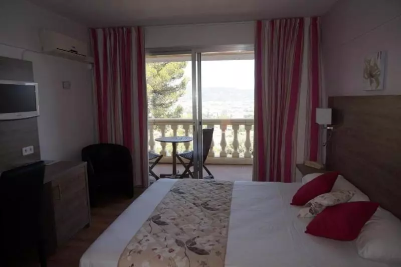 スタンダードルーム, Logis Hotel Le Col De L Ange