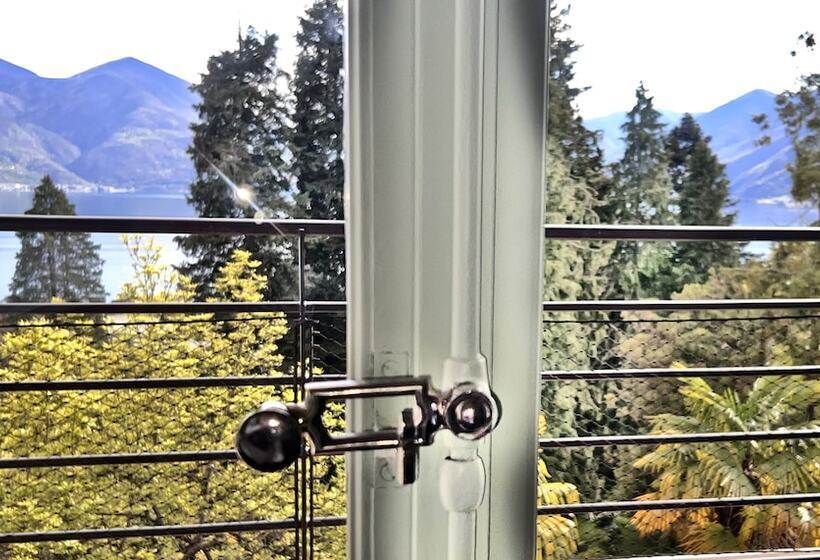 스탠다드 룸 호수 전망, Monte Verità