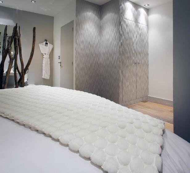 デラックスルーム, Petit Hôtel Confidentiel