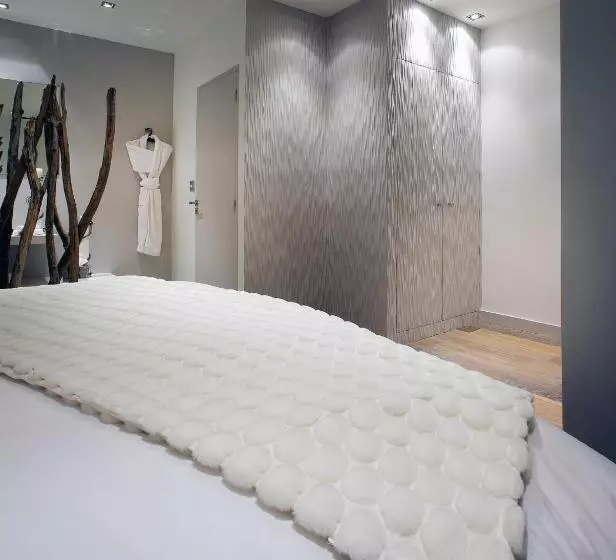 デラックスルーム, Petit Hôtel Confidentiel