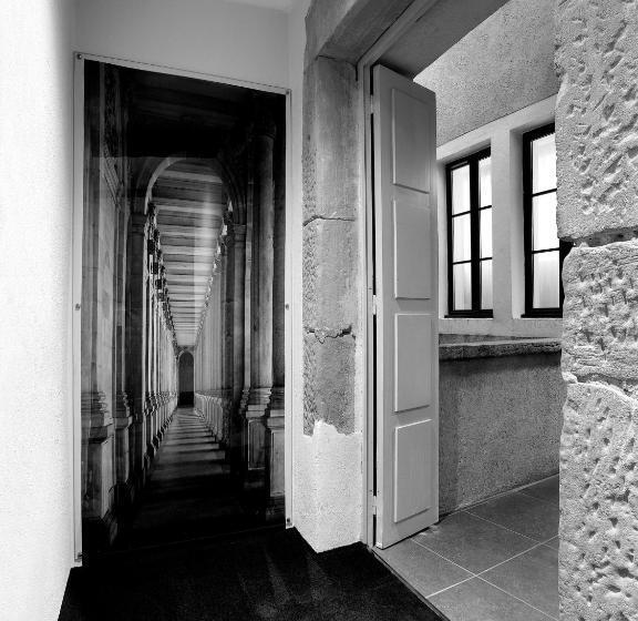 Люкс, Petit Hôtel Confidentiel