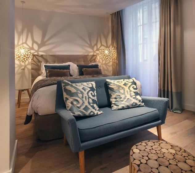 Номер Клуб, Petit Hôtel Confidentiel