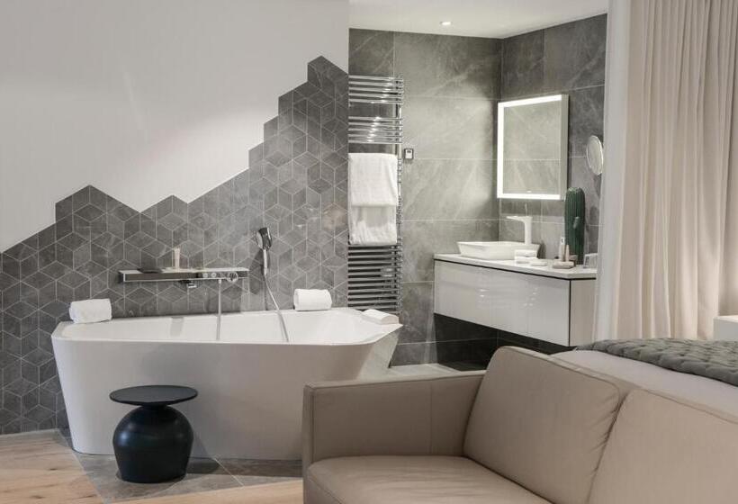 Люкс с гидромассажем, Petit Hôtel Confidentiel