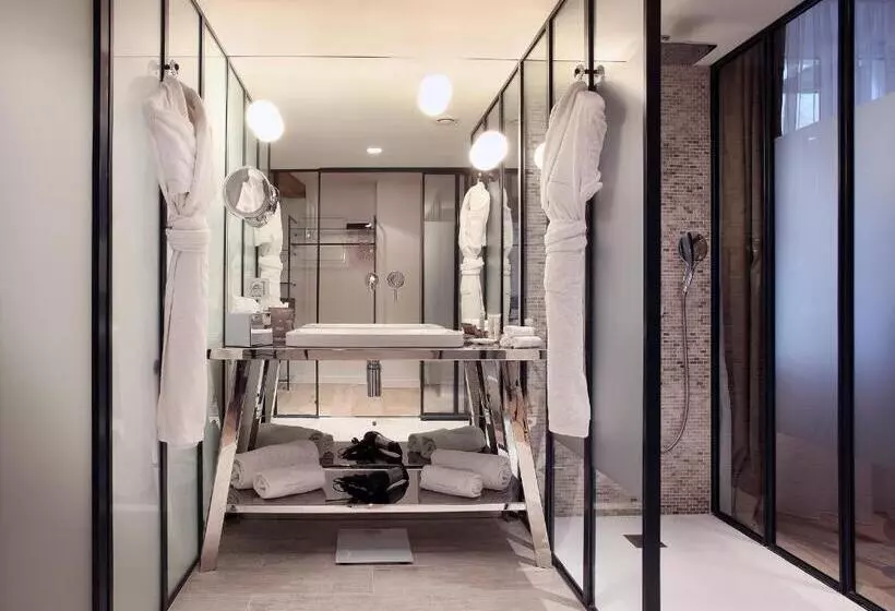 スイート（家族用）, Petit Hôtel Confidentiel