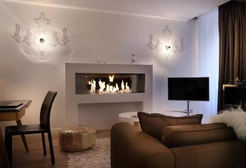 スイート（家族用）, Petit Hôtel Confidentiel