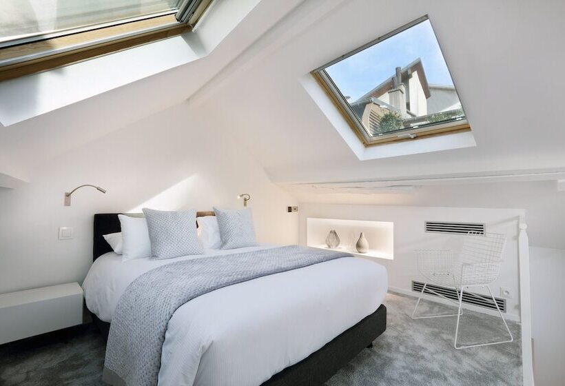 スイート, Petit Hôtel Confidentiel