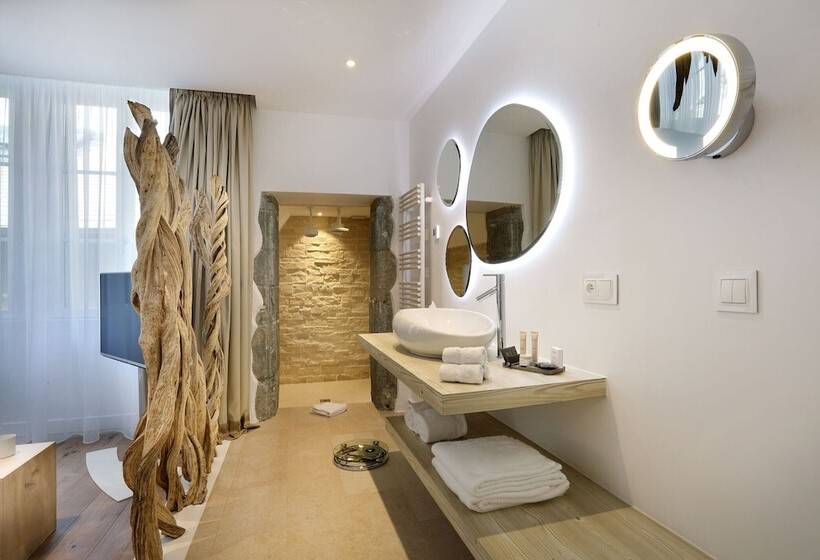 デラックスルーム, Petit Hôtel Confidentiel