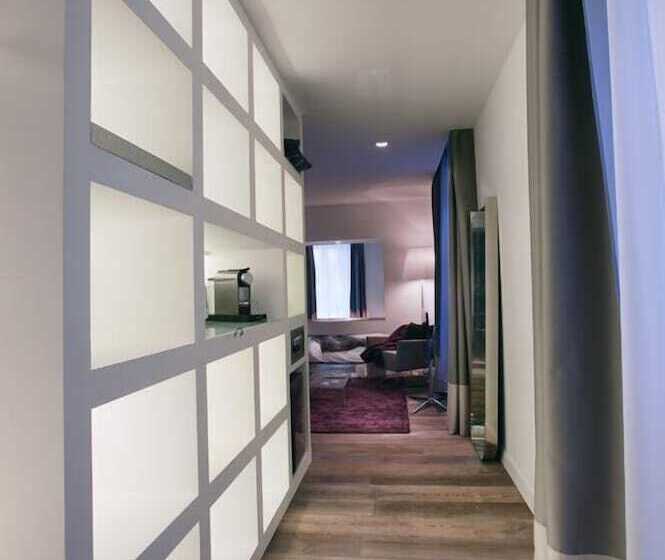 Люкс Повышенной Комфортности, Petit Hôtel Confidentiel
