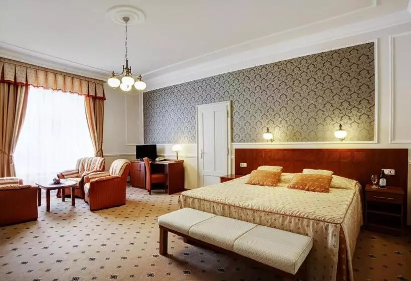 スーペリアールーム, Radium Palace