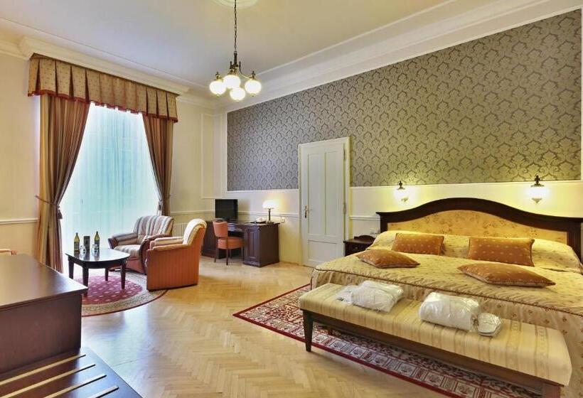 Номер Superior, Radium Palace