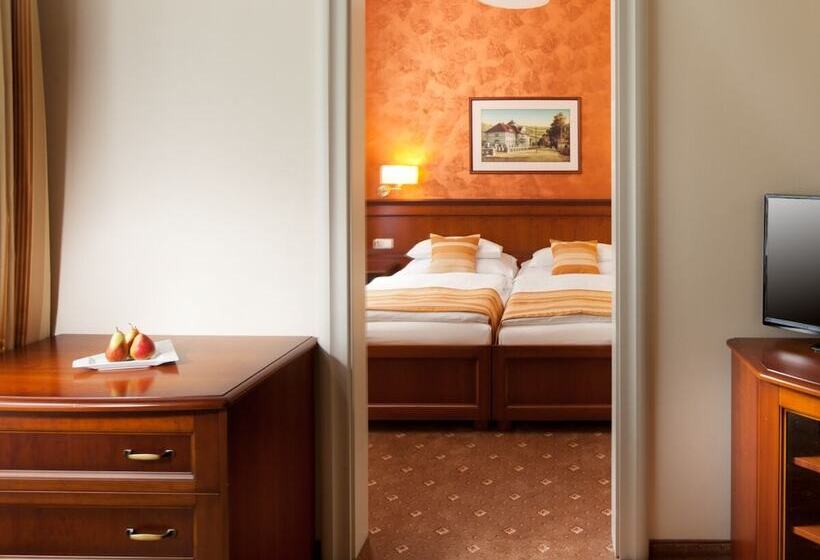 标准间, Radium Palace