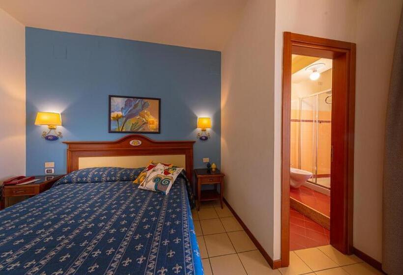 스탠다드 전망 룸, Riva Del Sole