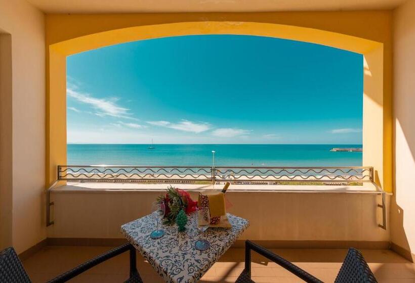 Triple Room Sea View, Riva Del Sole