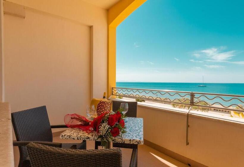 Triple Room Sea View, Riva Del Sole