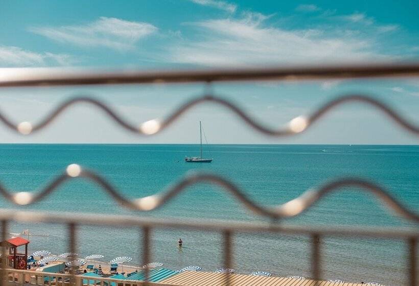 Номер Стандарт Вид на Море, Riva Del Sole