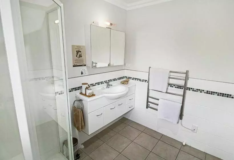 スタンダードスタジオ, Kerikeri Park Lodge