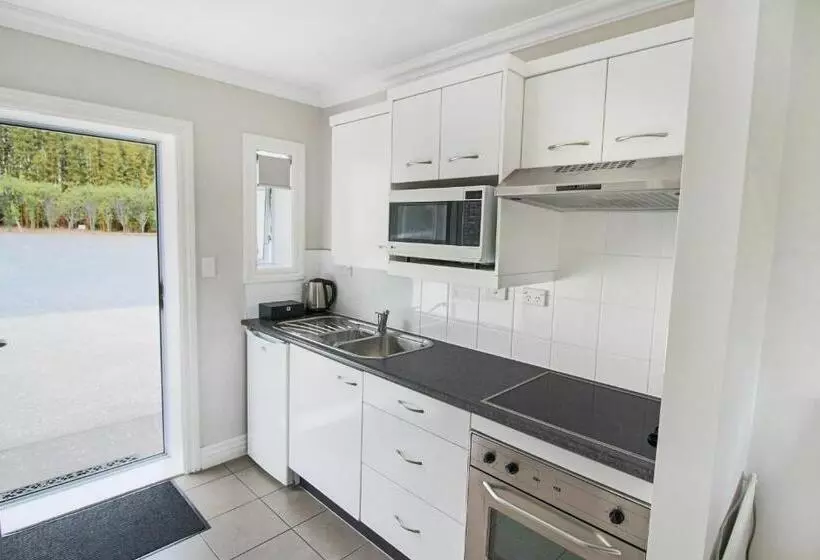 スタンダードスタジオ, Kerikeri Park Lodge