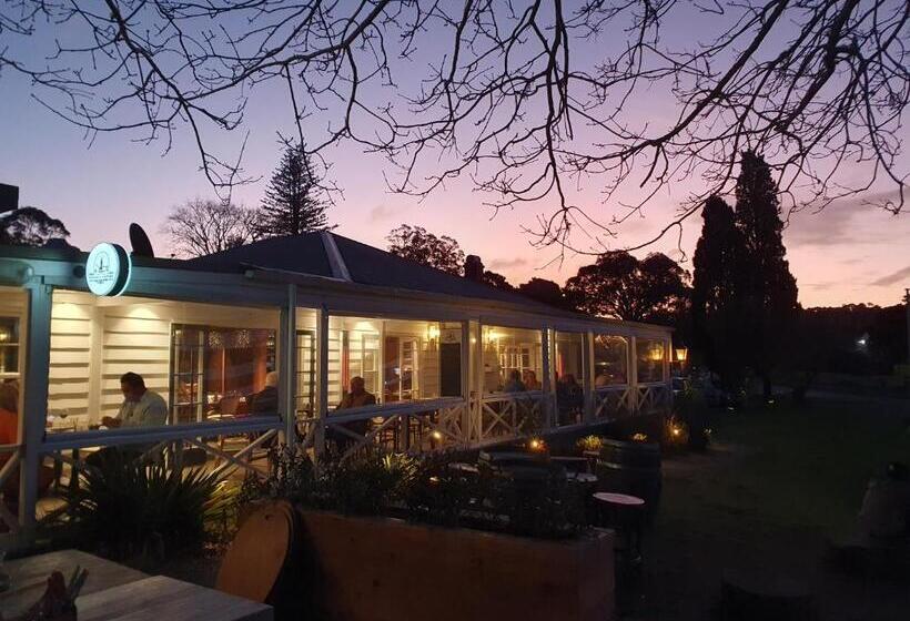 إستوديو قياسى, Kerikeri Park Lodge