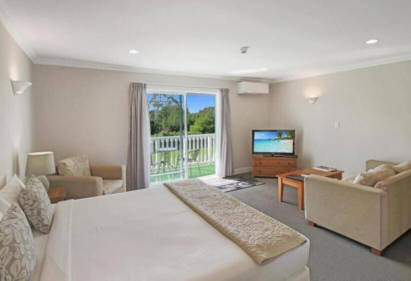 إستوديو بريميوم, Kerikeri Park Lodge