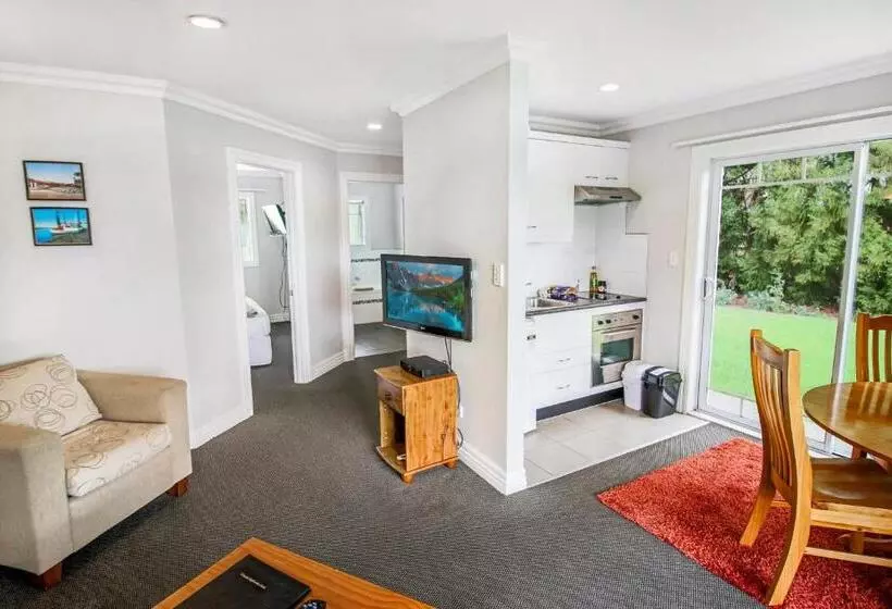 スイート, Kerikeri Park Lodge