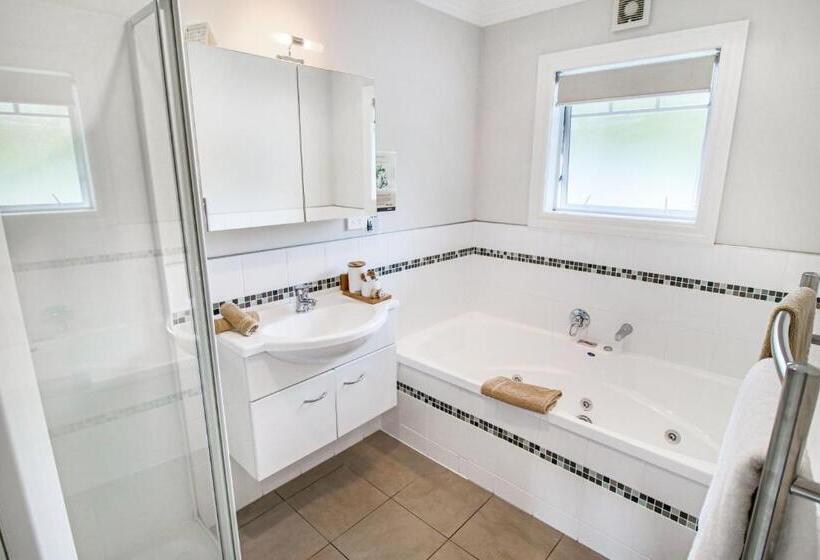 جناح عائلي, Kerikeri Park Lodge